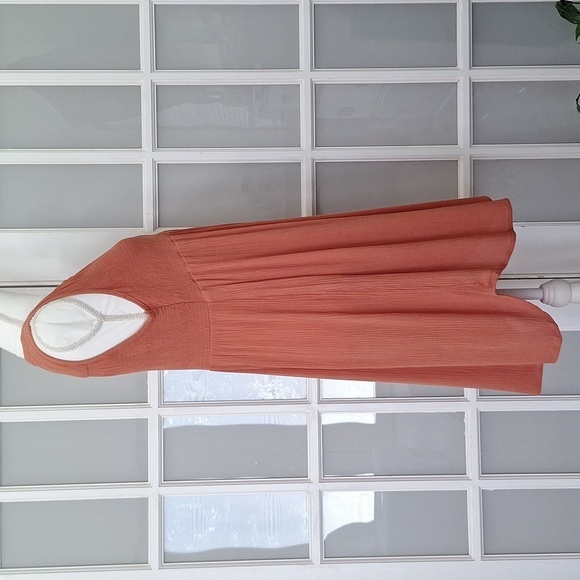 Knox Rose Sleeveless Smocked Button-Front Dress - Picture 6 of 14